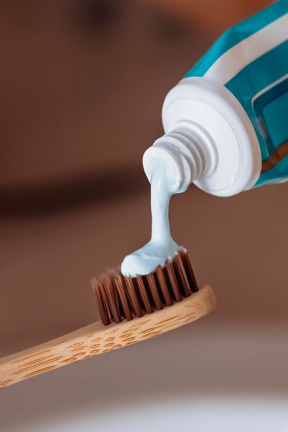 NATURAL TOOTHPASTE